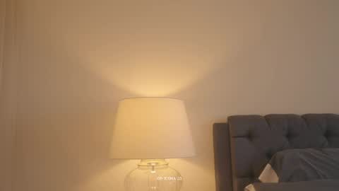 emma_lu1 online show from May 24, 4:46 pm