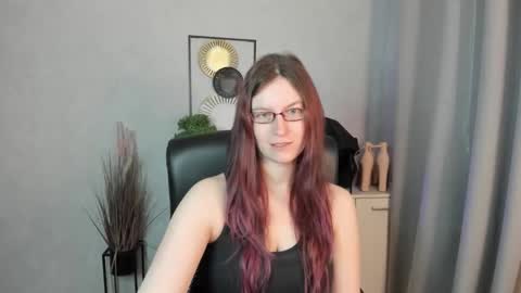 emma online show from April 22, 5:47 am