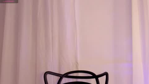 Emma Morgann online show from March 11, 2:29 pm