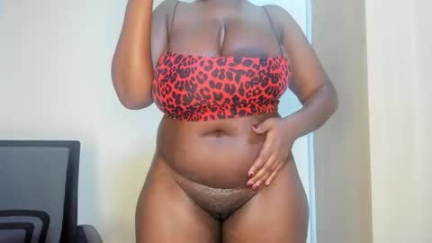 emma_remi online show from October 26, 2:29 pm