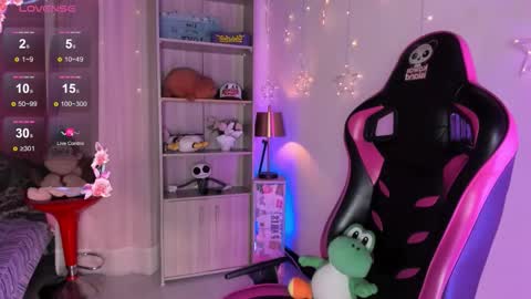 EMMA  online show from February 6, 10:34 pm