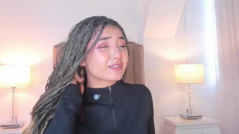 Ema online show from February 14, 12:30 pm