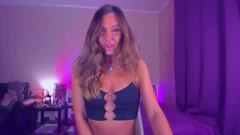 Snapshot of emmaabramson chatting on October 9, 4:12 pm Emma online show from October 9, 4:12 pm
