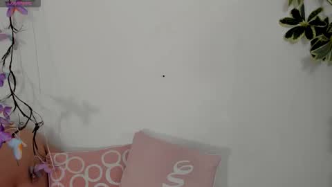 Emma  online show from December 14, 8:04 pm