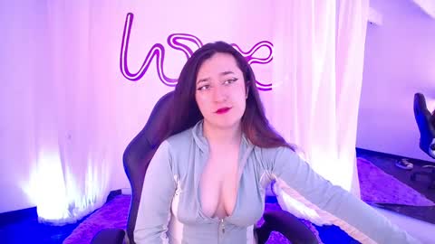 Emma Claire online show from September 29, 8:52 pm