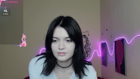 Emma online show from November 20, 8:46 am