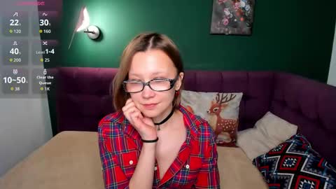 Emma 3 online show from March 1, 2:05 am