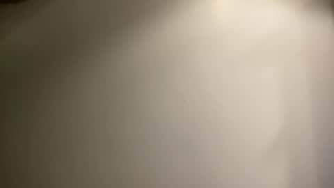 emmafreez online show from December 5, 3:10 pm