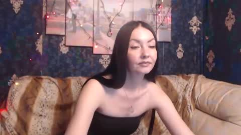 Snapshot of emmagoldx chatting on February 2, 2:13 pm EmmaGoldX online show from February 2, 2:13 pm