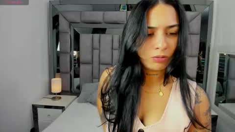 EMMA HILL online show from February 24, 11:02 am