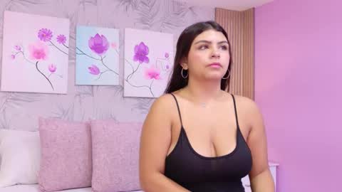 Emma Lee online show from February 21, 12:08 pm