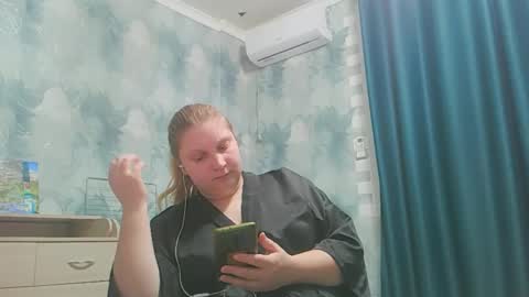 emmamelody online show from October 21, 6:22 pm