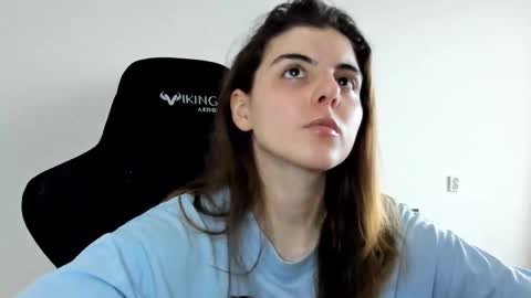 Emma online show from December 1, 9:40 am