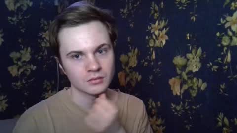 emmanuel_manny online show from December 5, 9:01 pm