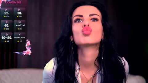 Emma online show from December 21, 9:21 pm