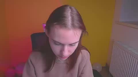 Emmi online show from February 18, 3:20 pm