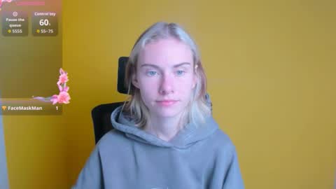 Emmi online show from October 2, 5:23 pm