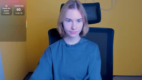 Emmi online show from December 21, 6:53 am