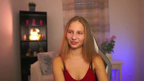 Emmie online show from February 6, 2:53 pm