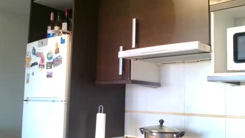 emmie online show from December 2, 8:56 am