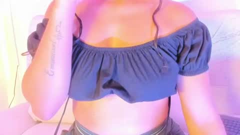 EMMILY online show from July 10, 3:28 pm