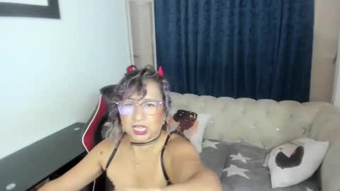 Emmily online show from October 24, 4:24 am