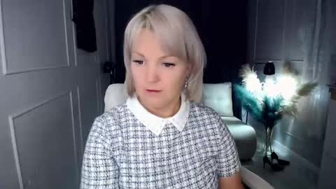 emmmam online show from November 6, 12:08 pm