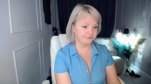 emmmam online show from February 24, 3:26 pm