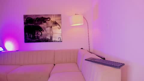 Emmy Heart online show from February 25, 4:05 am