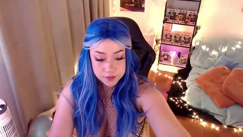 Emmy Ruiz - independent model online show from January 18, 3:37 am