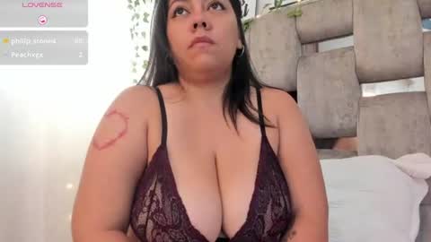 emmybellamy online show from June 24, 4:03 pm