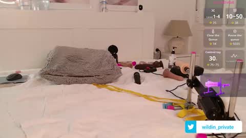 Emmy online show from December 3, 9:43 am