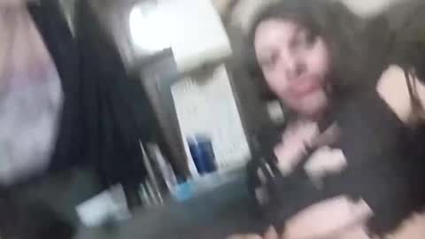 emmyredd777 online show from March 11, 7:46 am