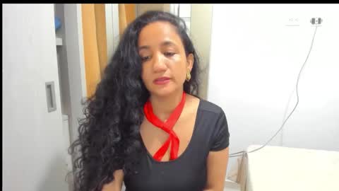 emperatriztapia online show from February 24, 2:03 am