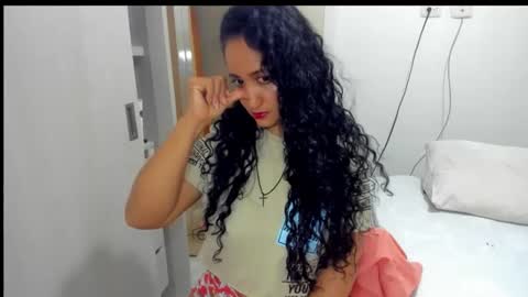 emperatriztapia online show from November 6, 10:57 pm