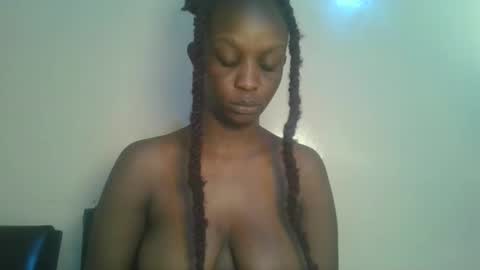 empress_emma online show from May 2, 7:41 pm