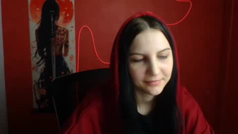Emma online show from May 12, 4:05 pm