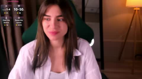 emy__angel online show from May 10, 11:55 pm