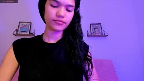 emycarver09 online show from February 12, 10:41 am