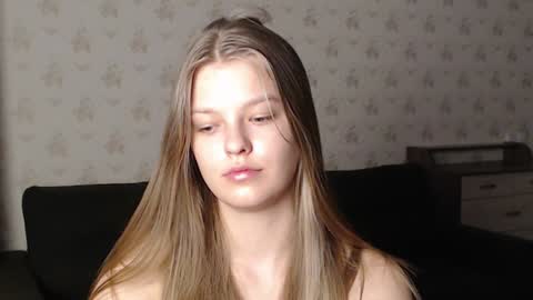 EmySway online show from December 6, 10:02 pm