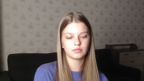 EmySway online show from December 30, 4:51 pm