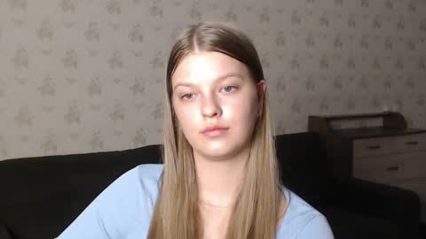 EmySway online show from March 11, 8:20 pm