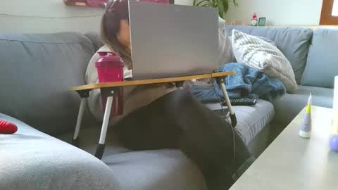 emyxxl online show from February 4, 2:32 pm