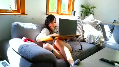 emyxxl online show from June 3, 1:58 pm