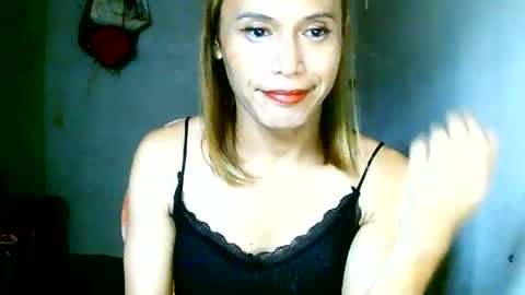 CHUN LY online show from June 26, 12:49 am