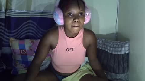 Vee online show from August 2, 10:11 pm