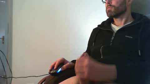 endearment115 online show from December 5, 10:28 am