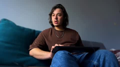 niki online show from November 27, 7:38 am