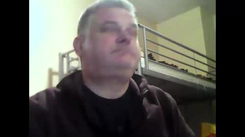 englishguysurrey online show from January 14, 5:10 pm