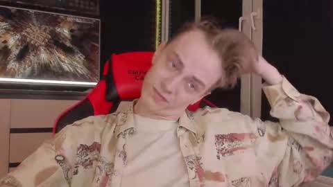 Enker online show from February 11, 6:23 pm